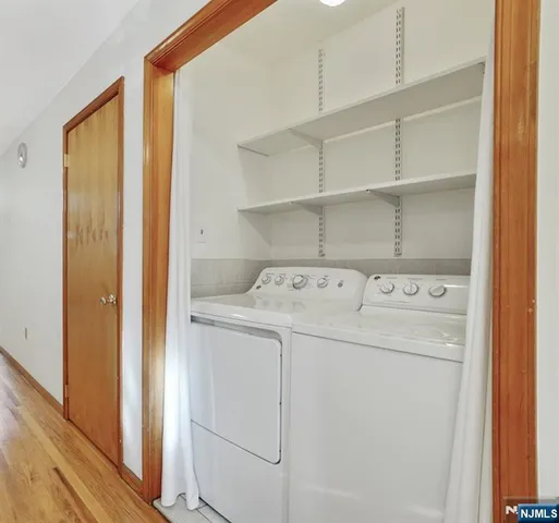 $7,500 | 210 Pavonia Avenue, Jersey City, NJ 07302