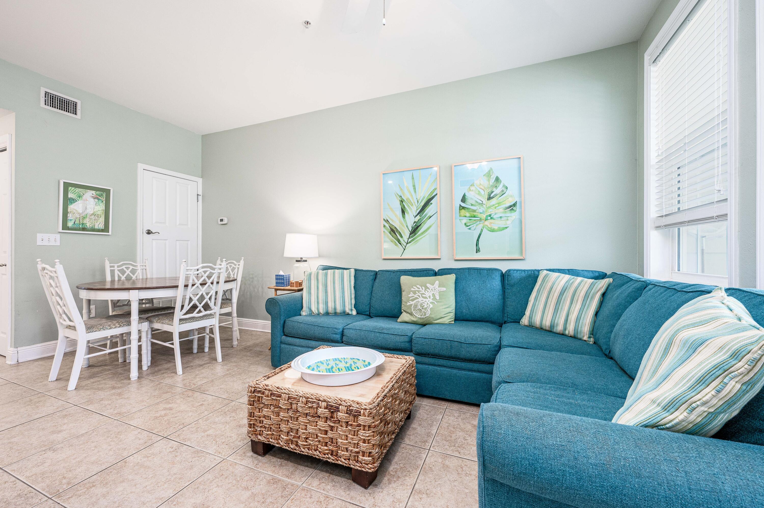 104 Village Boulevard, Unit 621 Santa Rosa Beach, FL 32459 - Photo 21 of 49 a living room with furniture a couch and a window