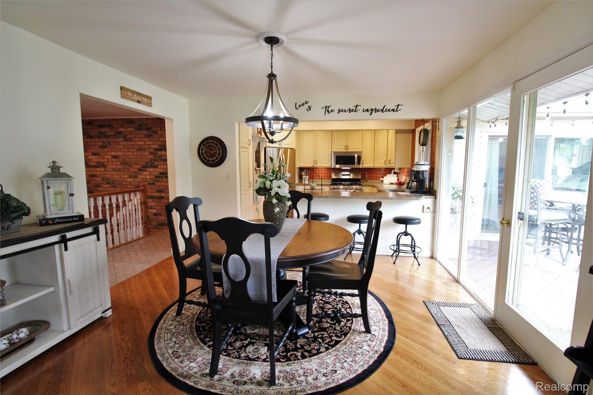 8350 Allen Road Clarkston, MI 48348 - Photo 12 of 38 IMG_2619.JPG