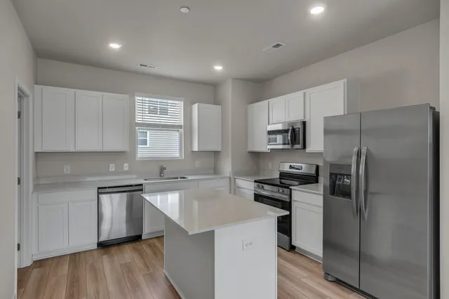 $1,595 | 1205 Harper Landing, Chapel Hill, TN 37034