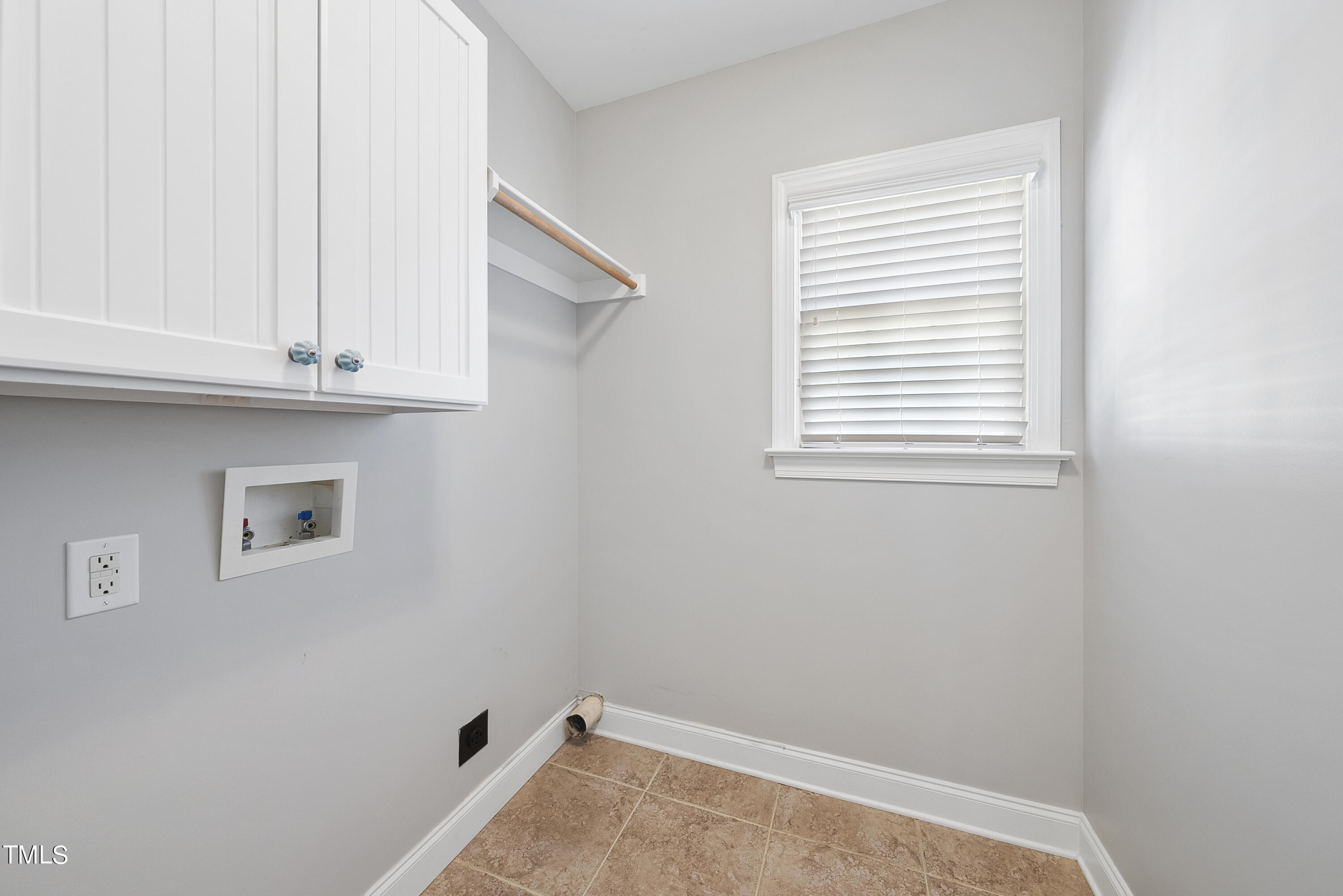 1336 Ileagnes Road Raleigh, NC 27603 - Photo 29 of 36 Laundry Room