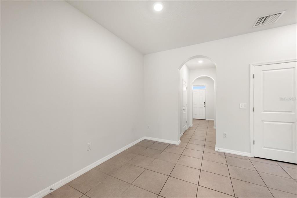 424 Newmont Circle Ruskin, FL 33570 - Photo 14 of 29