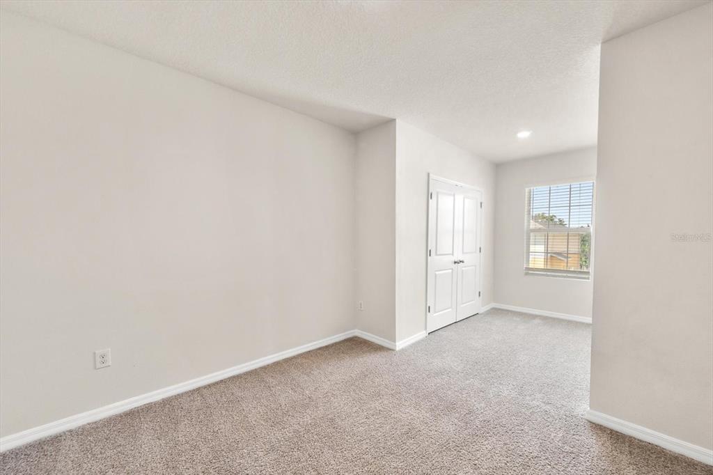 424 Newmont Circle Ruskin, FL 33570 - Photo 19 of 29