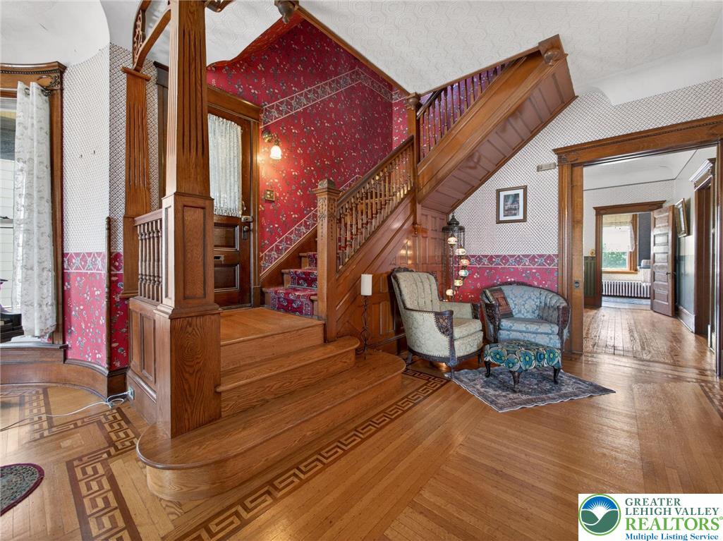 231 Main Street Slatington, PA 18080 - Photo 5 of 44