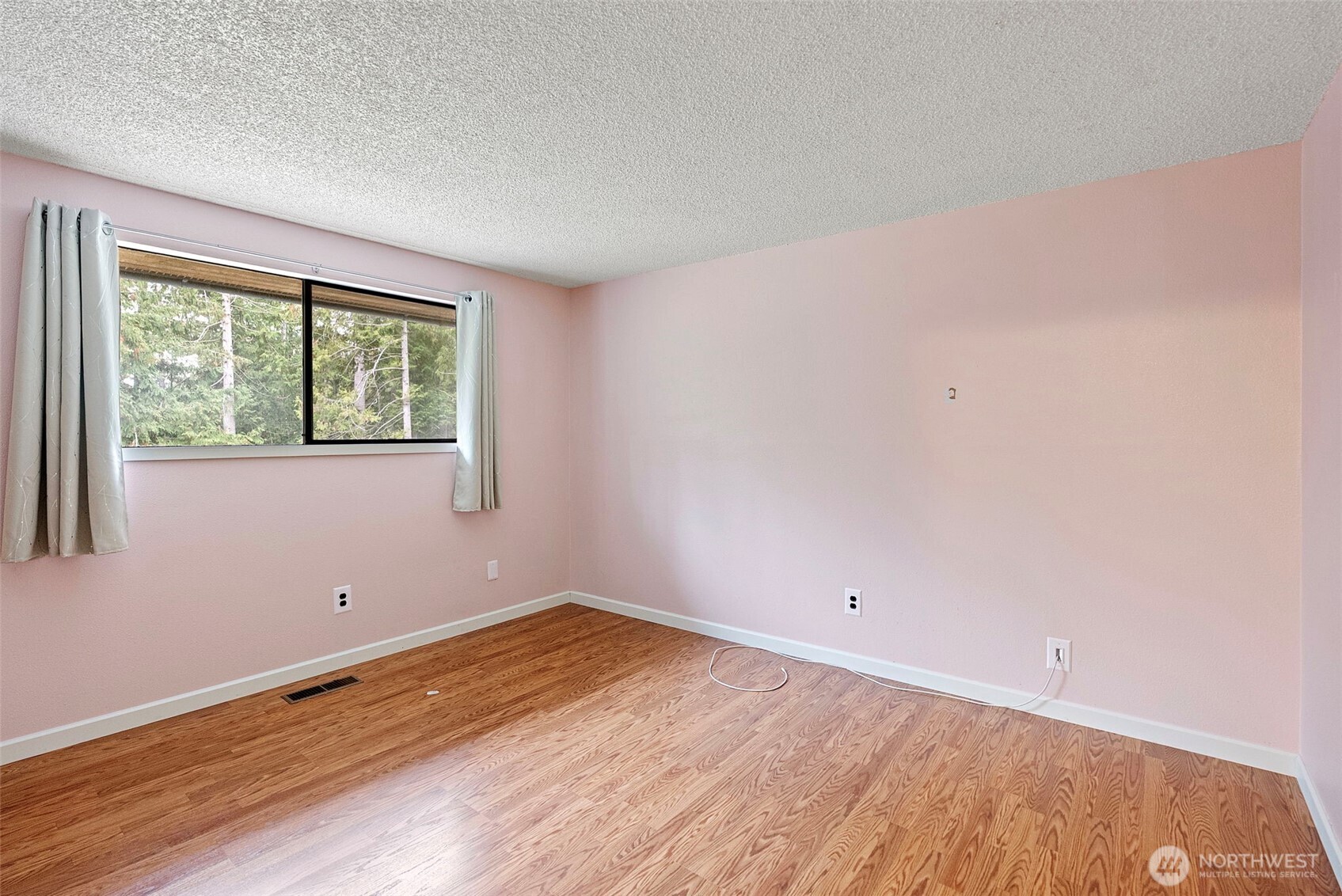 6550 Northwest Mathwig Lane Silverdale, WA 98383 - Photo 12 of 35