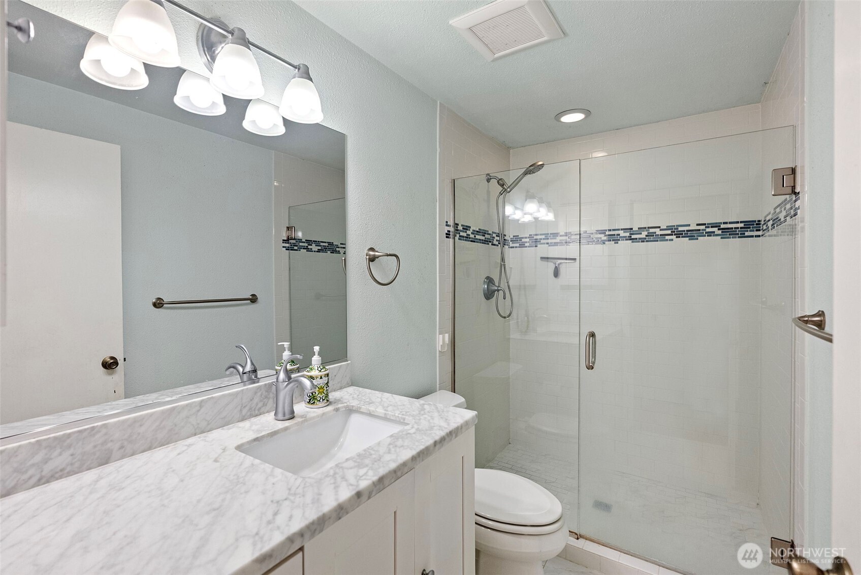 6550 Northwest Mathwig Lane Silverdale, WA 98383 - Photo 14 of 35