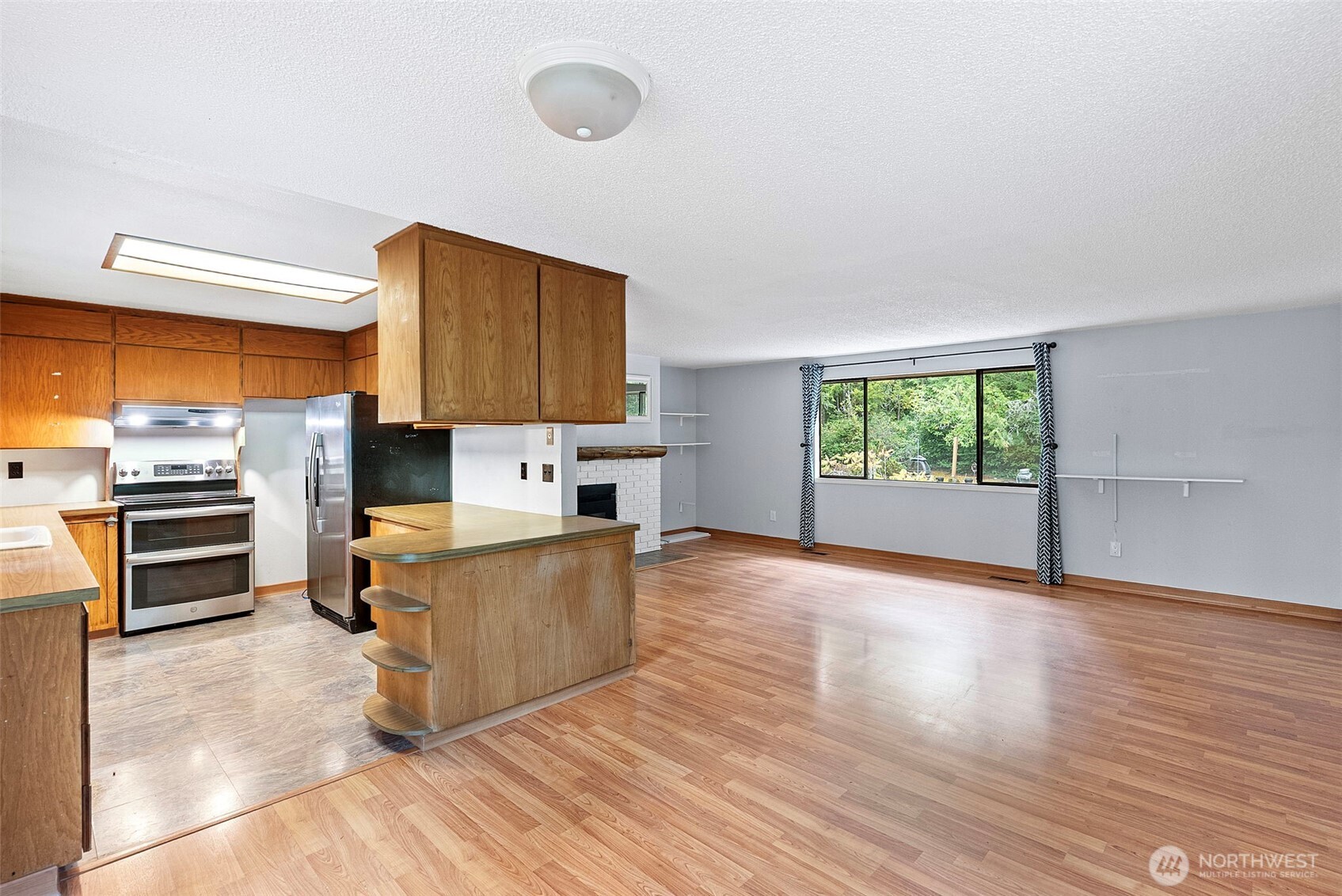 6550 Northwest Mathwig Lane Silverdale, WA 98383 - Photo 10 of 35