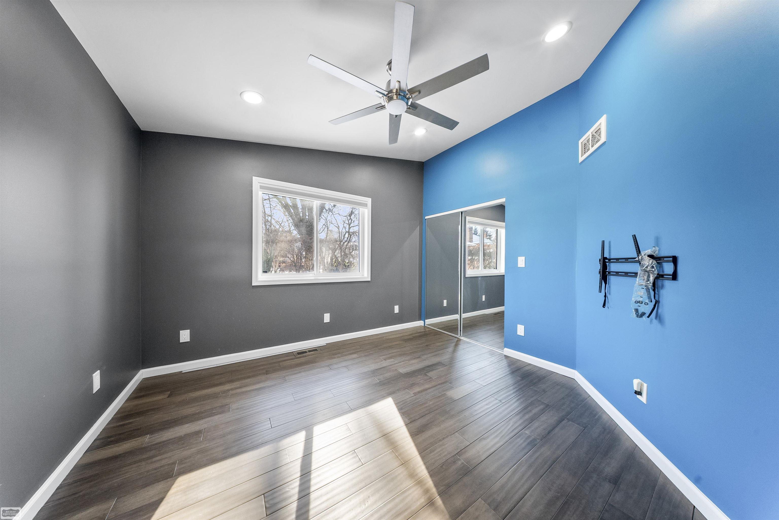 1030 Bishop Road Grosse Pointe, MI 48230 - Photo 27 of 61