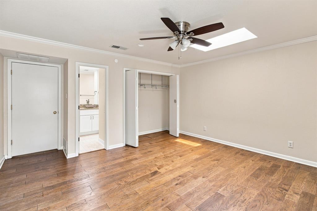 905 Crowley Road Arlington, TX 76012 - Photo 31 of 40 Gallery Image 31