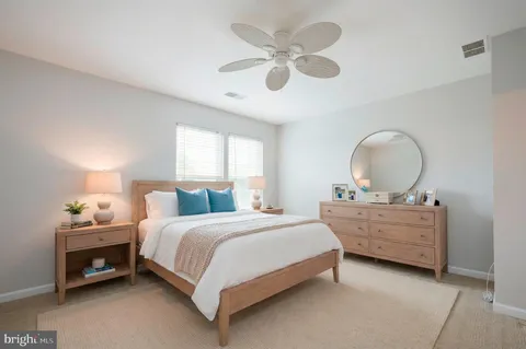 $385,000 | 206 Sloan Court, Wilmington, DE 19808