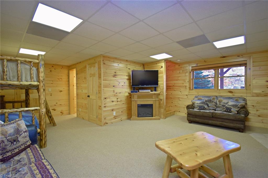 600 Wolf Pen Road Purlear, NC 28665 - Photo 16 of 26