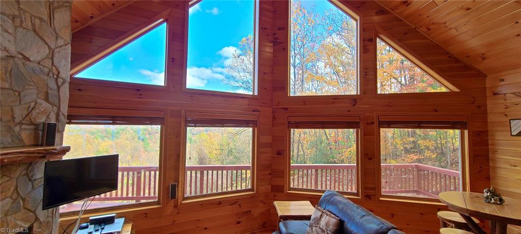 600 Wolf Pen Road Purlear, NC 28665 - Photo 6 of 26