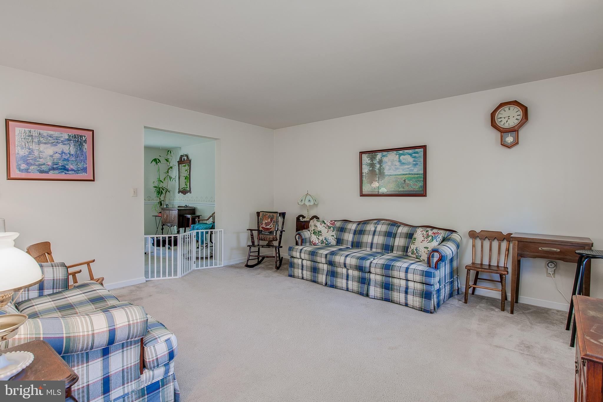 890 4 Seasons Road Westminster, MD 21157 - Photo 19 of 49 Formal living room