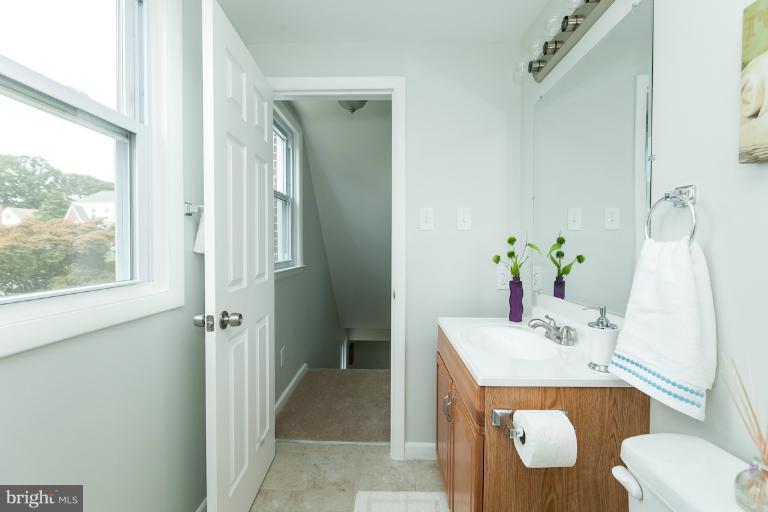 8005 Sagramore Road Rosedale, MD 21237 - Photo 2 of 30 Upper Level Bath