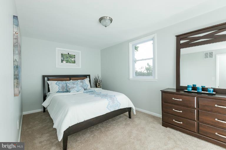 8005 Sagramore Road Rosedale, MD 21237 - Photo 24 of 30 Bedroom (Master)