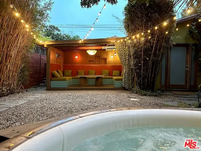 $10,500 | 3617 Maplewood Avenue, Los Angeles, CA 90066