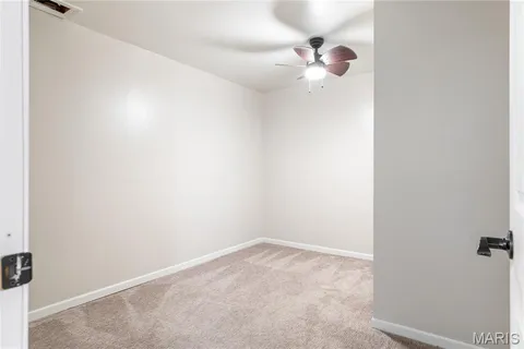 $289,900 | 206 Wenona Drive, Washington, MO 63090