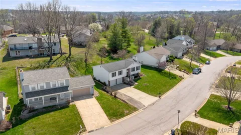 $289,900 | 206 Wenona Drive, Washington, MO 63090