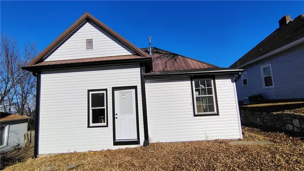 $140,000 | 315 Yale Street, St. Joseph, MO 64504