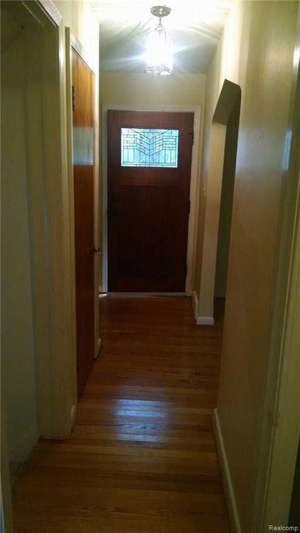 1754 Bournemouth Road Grosse Pointe Woods, MI 48236 - Photo 22 of 25