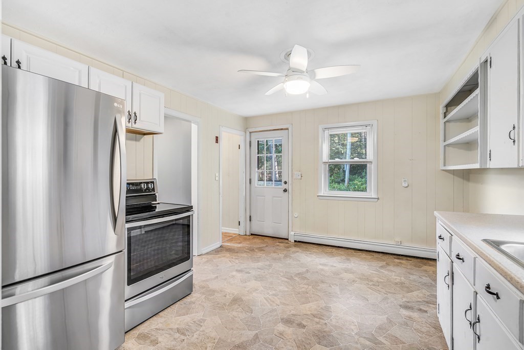 105 Fitchburg Road Townsend, MA 01469 - Photo 6 of 18