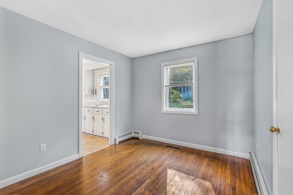 105 Fitchburg Road Townsend, MA 01469 - Photo 10 of 18