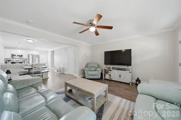 $224,900 | 3953 Newhall Drive Northwest, Hickory, NC 28601