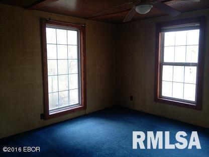 2348 Private Road Du Quoin, IL 62832 - Photo 8 of 9 Gallery Image 8