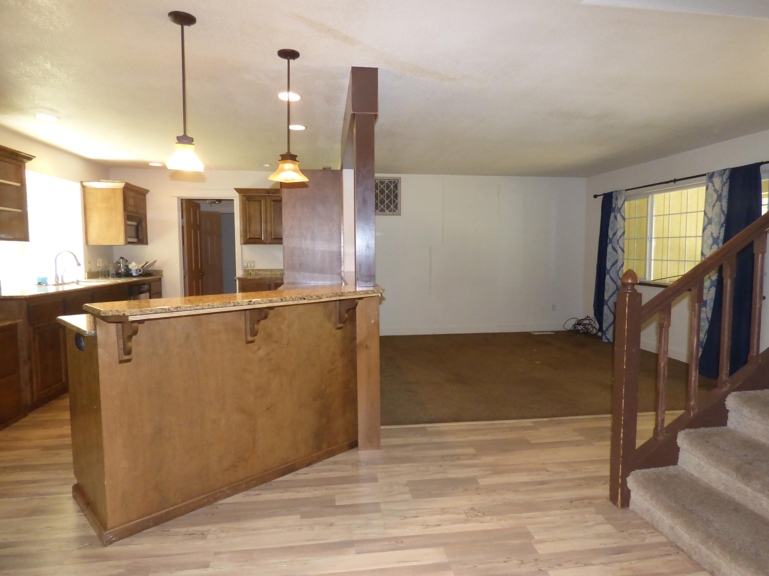 7414 Redthorne Road Rogue River, OR 97537 - Photo 9 of 32 10