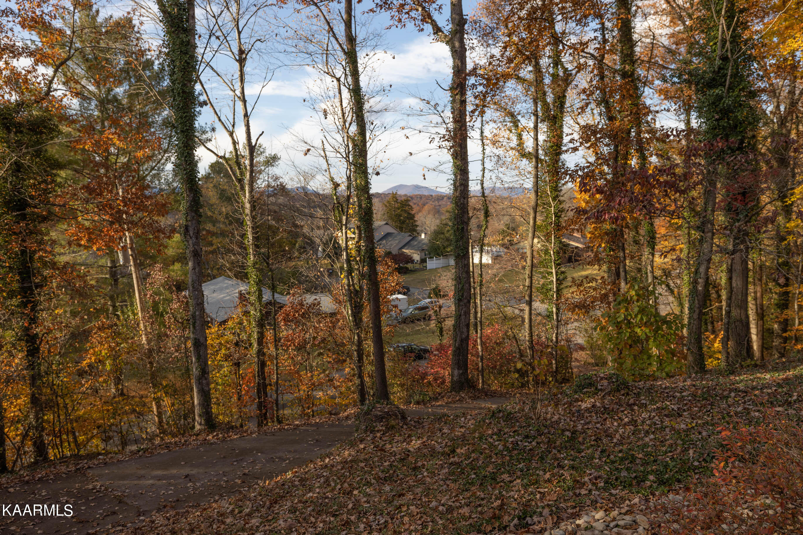138 Cumberland View Drive Oak Ridge, TN 37830 - Photo 5 of 36 House view of Plateau