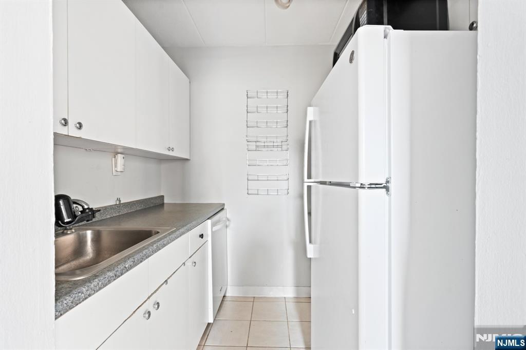 300 Lookout Avenue, Unit C4 Hackensack, NJ 07601 - Photo 8 of 17
