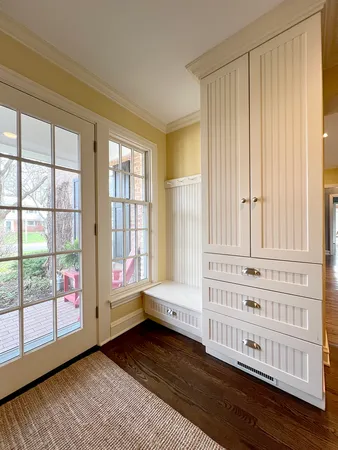 $2,200,000 | 630 South Beverly Lane, Arlington Heights, IL 60005