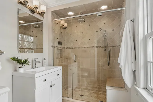 $2,200,000 | 630 South Beverly Lane, Arlington Heights, IL 60005