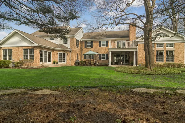 $2,200,000 | 630 South Beverly Lane, Arlington Heights, IL 60005