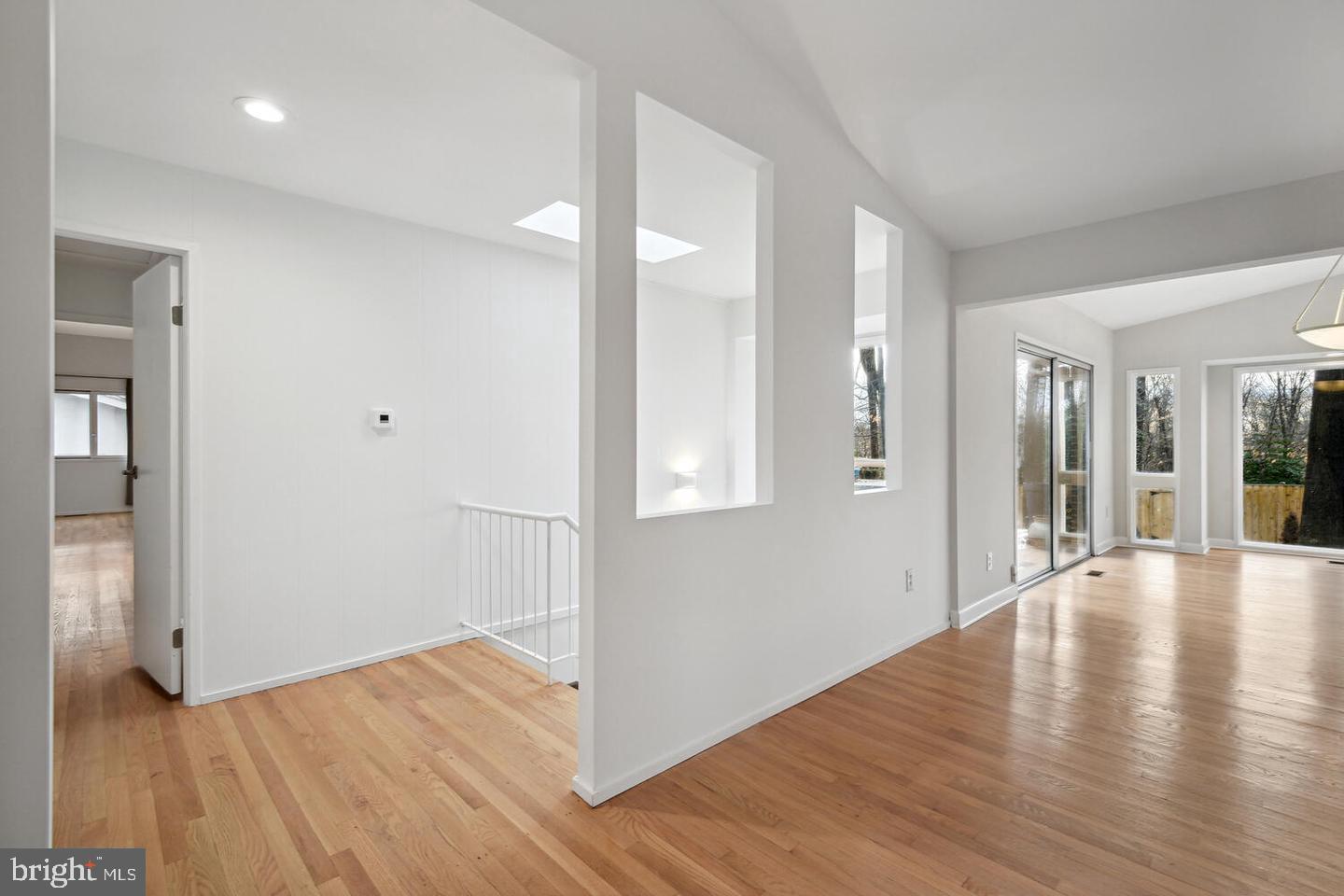 7700 Hamilton Spring Road Bethesda, MD 20817 - Photo 15 of 29