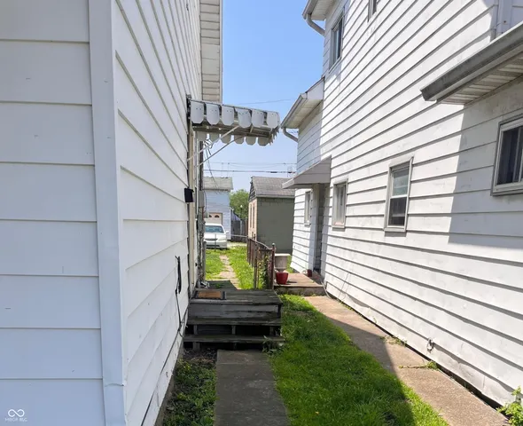 $750 | 1948 1/2 Shelby Street, Indianapolis, IN 46203