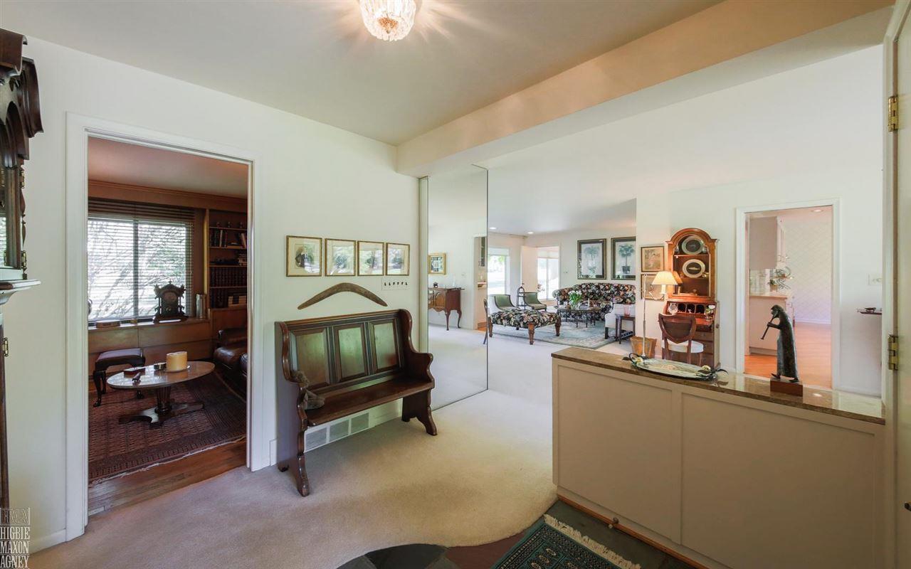 336 Moross Road Grosse Pointe Farms, MI 48236 - Photo 8 of 31