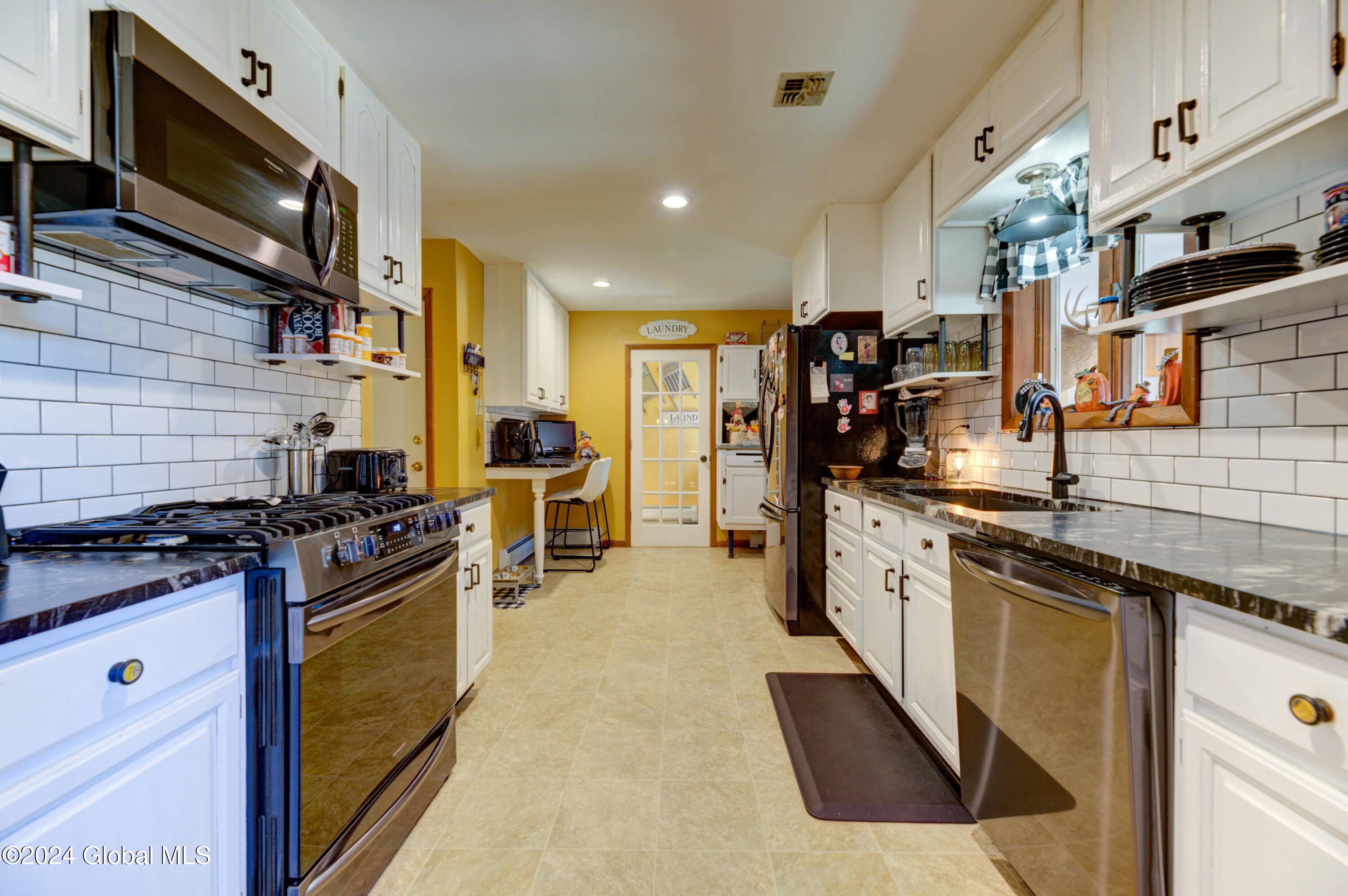 Undisclosed Address Sharon, NY 13459 - Photo 11 of 47 138 Lantern Dr-19