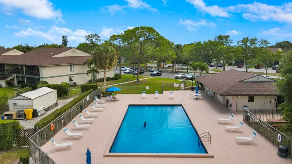 $2,600 | 6489 Chasewood Drive, Unit D, Jupiter, FL 33458