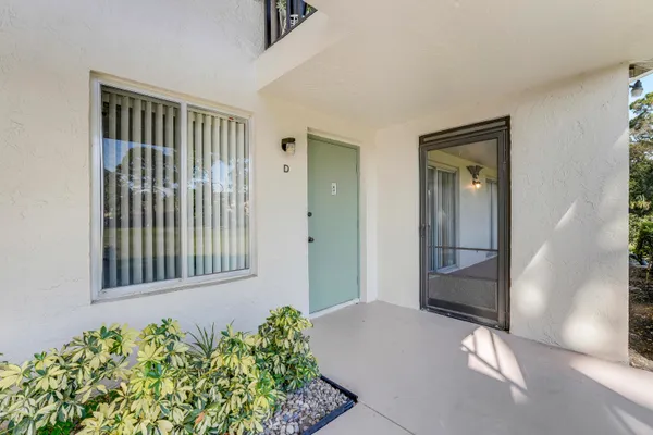 $2,600 | 6489 Chasewood Drive, Unit D, Jupiter, FL 33458