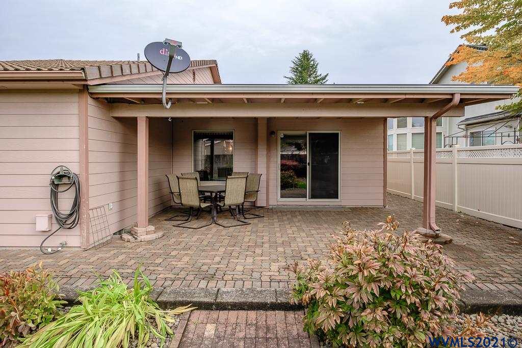1749 Springtime Court Northeast Keizer, OR 97303 - Photo 17 of 42 Gallery Image 17