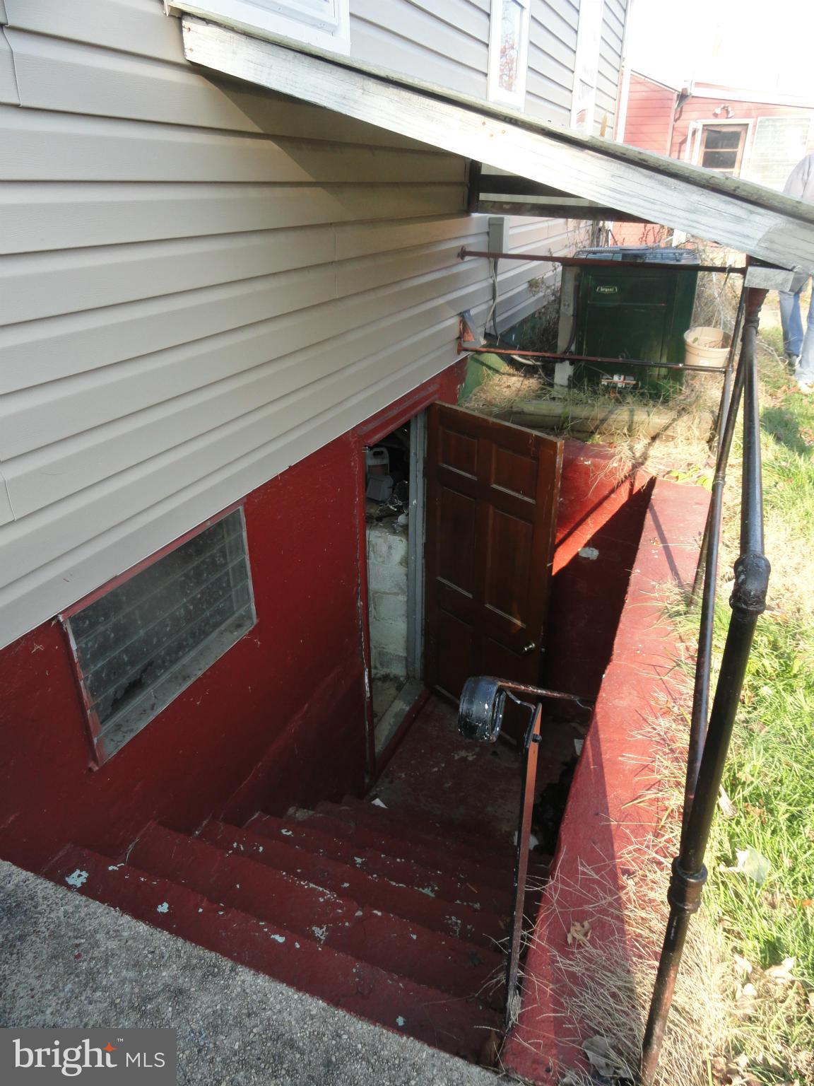 1727 Glen Curtis Road Baltimore, MD 21221 - Photo 23 of 26 Exterior (General)