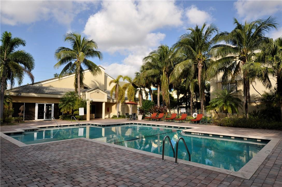 5720 Rock Island Road, Unit 389 Tamarac, FL 33319 - Photo 26 of 36 Photo 26