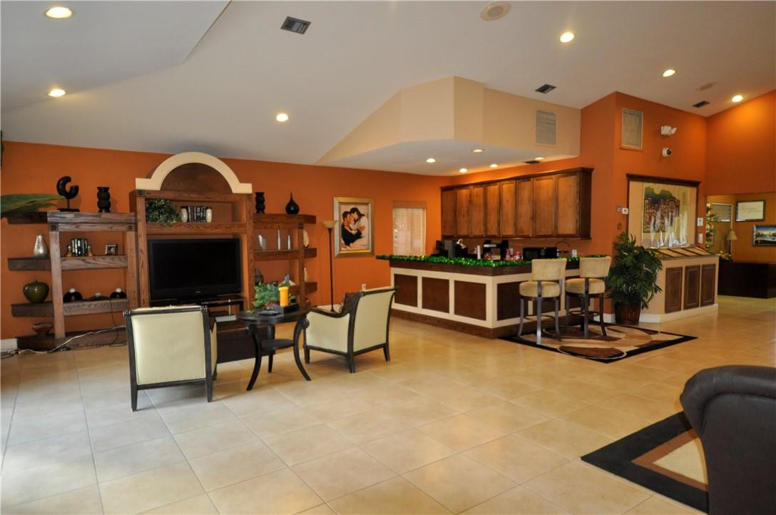 5720 Rock Island Road, Unit 389 Tamarac, FL 33319 - Photo 27 of 36 Photo 27