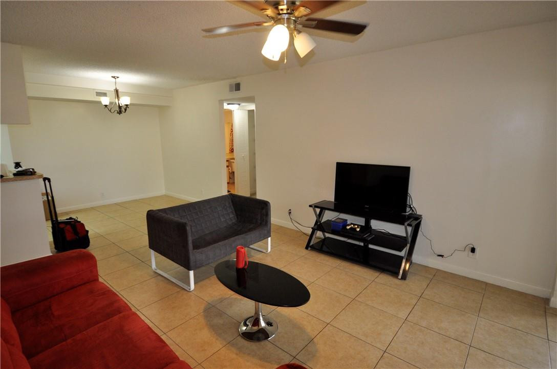 5720 Rock Island Road, Unit 389 Tamarac, FL 33319 - Photo 5 of 36 Photo 5