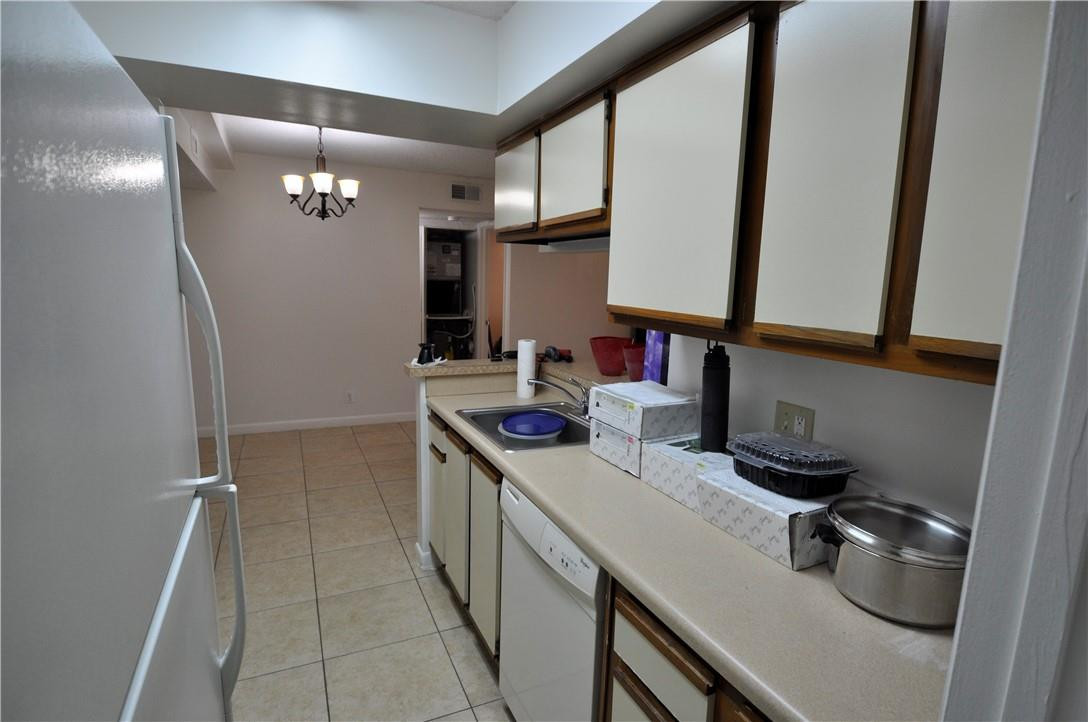 5720 Rock Island Road, Unit 389 Tamarac, FL 33319 - Photo 10 of 36 Photo 10