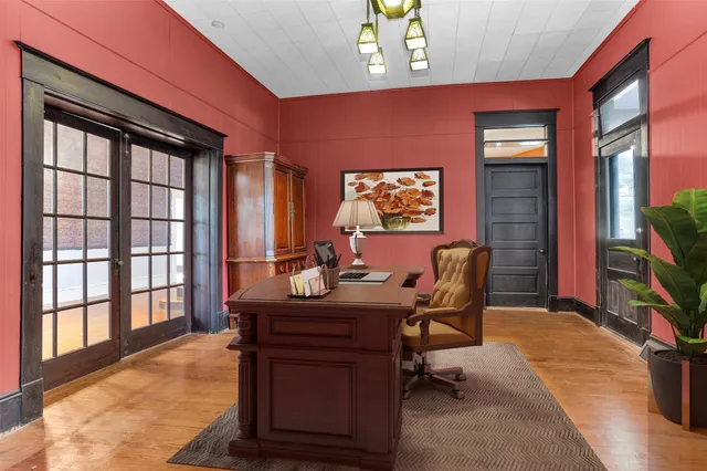 $319,000 | 1104 East Houston Avenue, Crockett, TX 75835