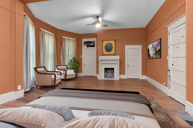 $319,000 | 1104 East Houston Avenue, Crockett, TX 75835