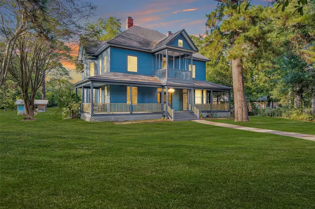 $319,000 | 1104 East Houston Avenue, Crockett, TX 75835