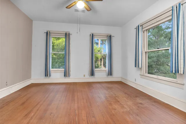 $319,000 | 1104 East Houston Avenue, Crockett, TX 75835